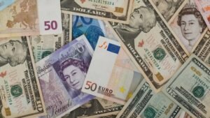 10 strongest currency in the world